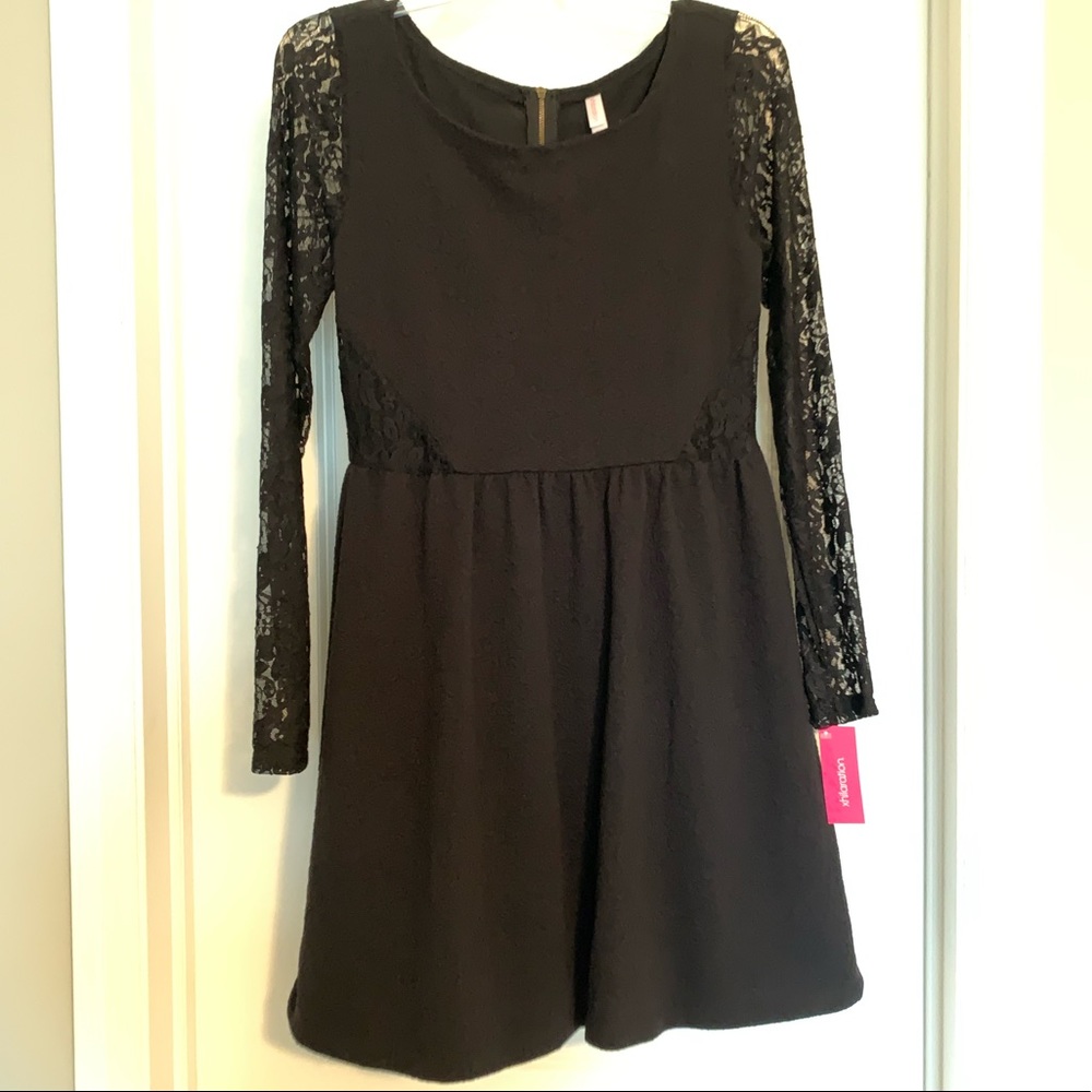 NWT Juniors Sz M Xhilaration Black/Lace Dress